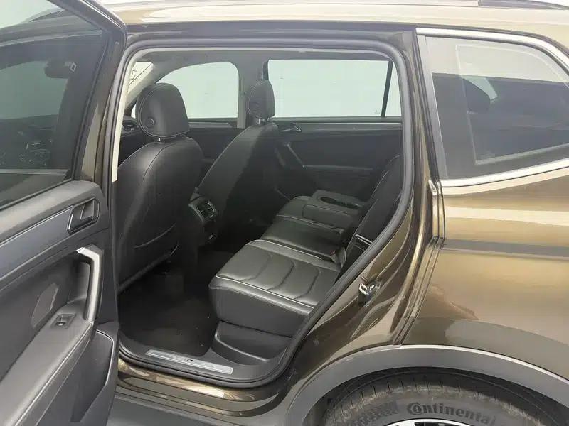 Tiguan L 2020 330TSI Automatic 2WD R-Line Flagship Edition (China VI Emission Standard) — миниатюра 18