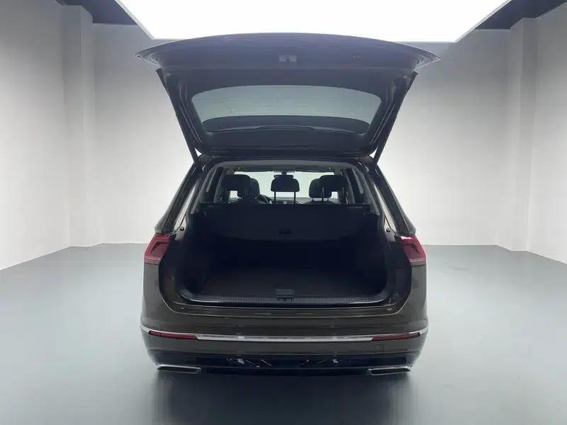 Tiguan L 2020 330TSI Automatic 2WD R-Line Flagship Edition (China VI Emission Standard) — миниатюра 20