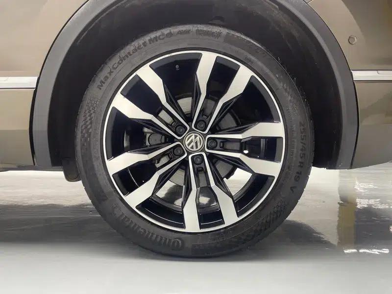 Tiguan L 2020 330TSI Automatic 2WD R-Line Flagship Edition (China VI Emission Standard) — миниатюра 9