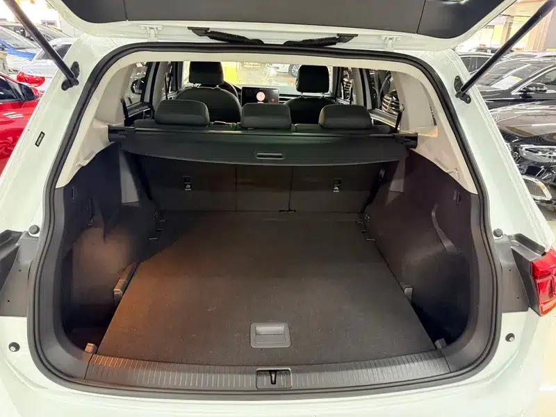 Tiguan L 2023 280TSI Trendy Limited Edition — миниатюра 13