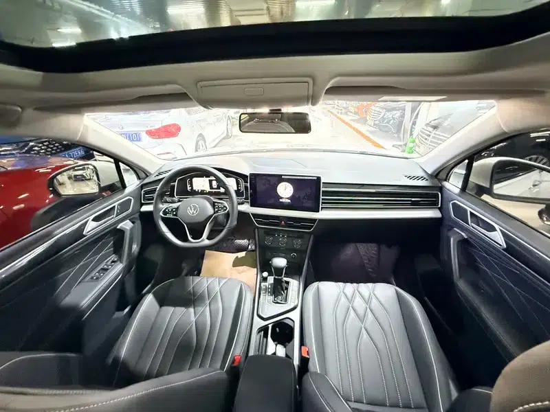 Tiguan L 2023 280TSI Trendy Limited Edition — миниатюра 8
