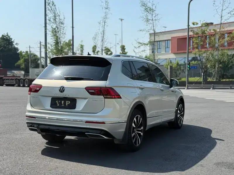 Tiguan L 2021 330TSI Automatic 2WD R-Line Flagship Edition — миниатюра 6