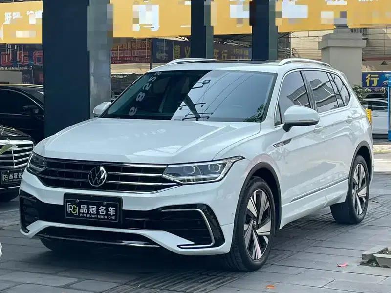 Tiguan L 2023 330TSI 2WD R-Line Premium Edition — миниатюра 1