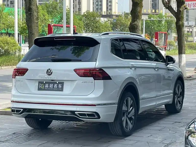 Tiguan L 2023 330TSI 2WD R-Line Premium Edition — миниатюра 6