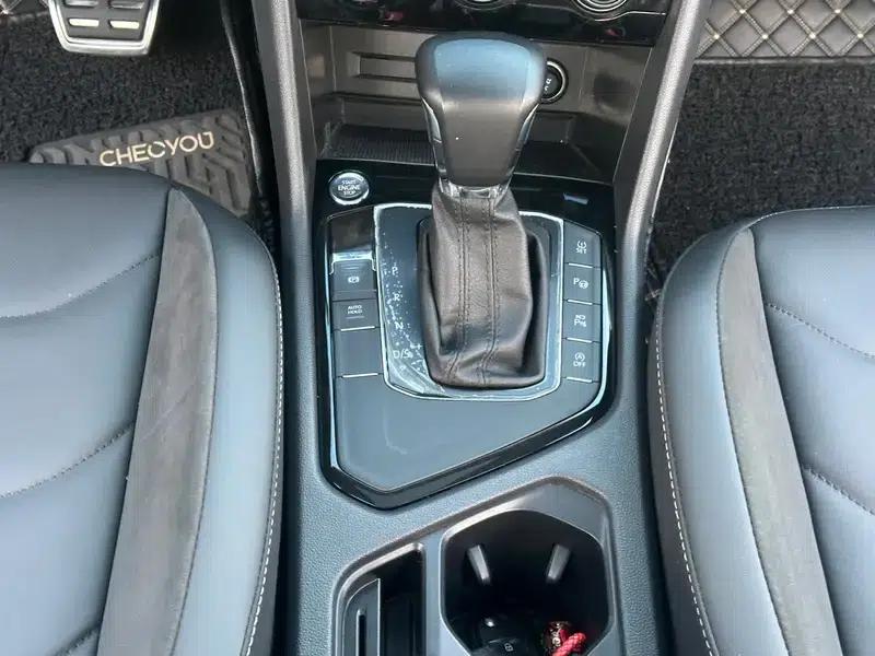 Tiguan L 2021 330TSI Automatic 2WD R-Line Premium Edition — миниатюра 18