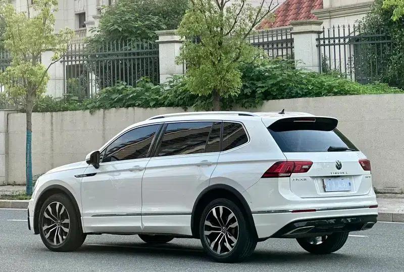 Tiguan L 2021 330TSI Automatic 2WD R-Line Premium Edition — миниатюра 4