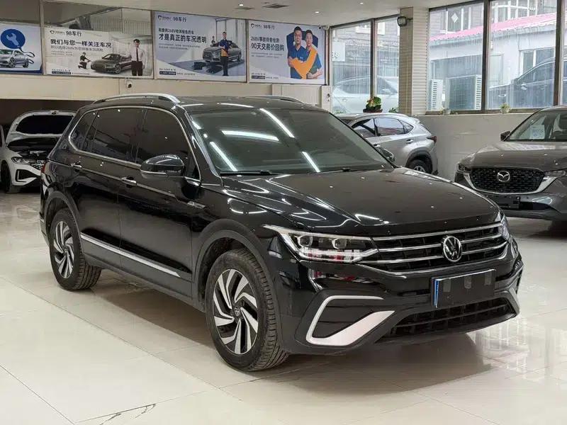 Tiguan L 2023 280TSI Trendy Limited Edition — миниатюра 3