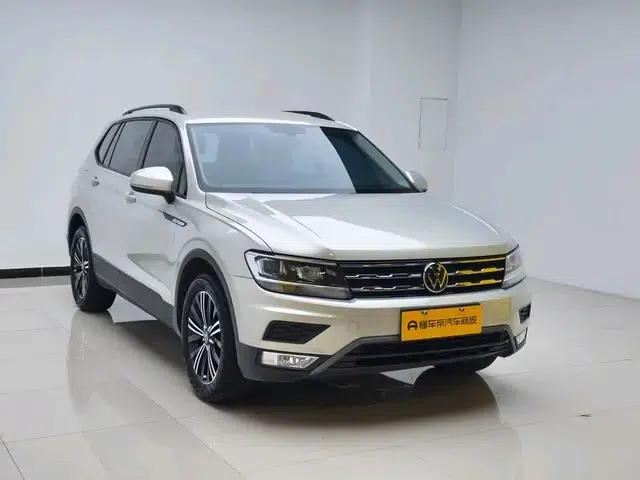 Tiguan L 2021 1.4T Automatic Factory Custom Edition — миниатюра 3