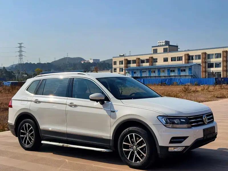 Tiguan L 2018 330TSI Automatic 2WD Fashion Edition — миниатюра 3