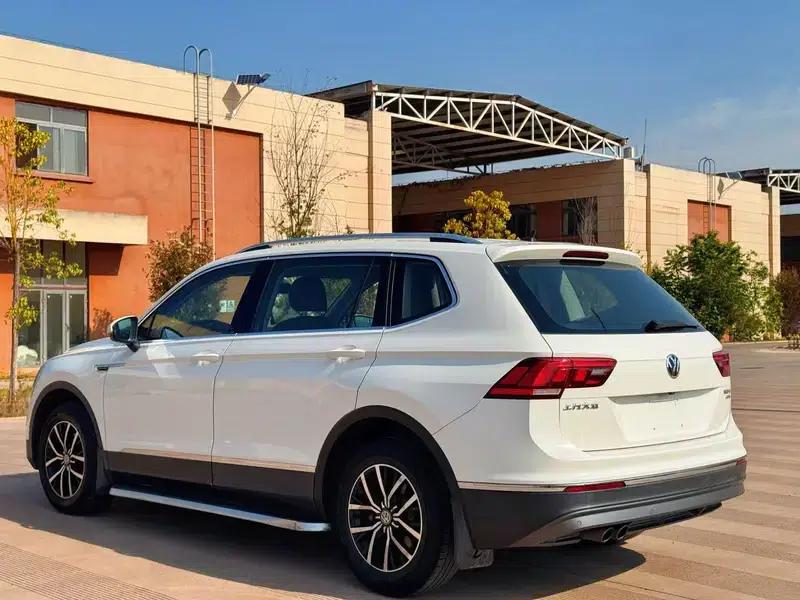 Tiguan L 2018 330TSI Automatic 2WD Fashion Edition — миниатюра 4