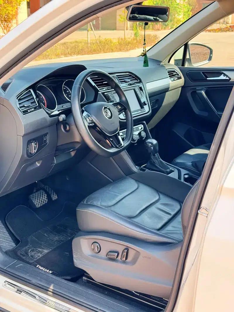 Tiguan L 2018 330TSI Automatic 2WD Fashion Edition — миниатюра 9