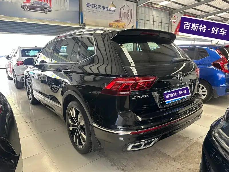 Tiguan L 2022 330TSI Automatic 2WD R-Line Premium Edition — миниатюра 3