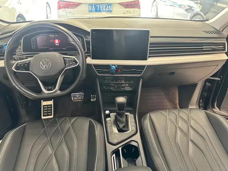 Tiguan L 2022 330TSI Automatic 2WD R-Line Premium Edition — миниатюра 5