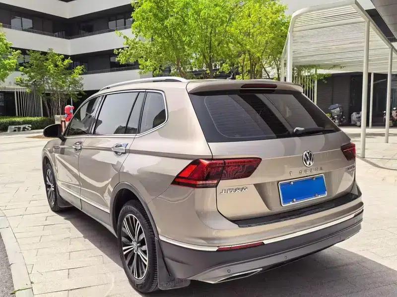 Tiguan L 2018 Facelift 380TSI Automatic 4WD Luxury Edition — миниатюра 4
