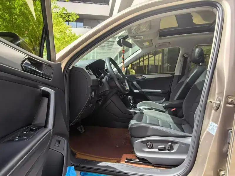 Tiguan L 2018 Facelift 380TSI Automatic 4WD Luxury Edition — миниатюра 8