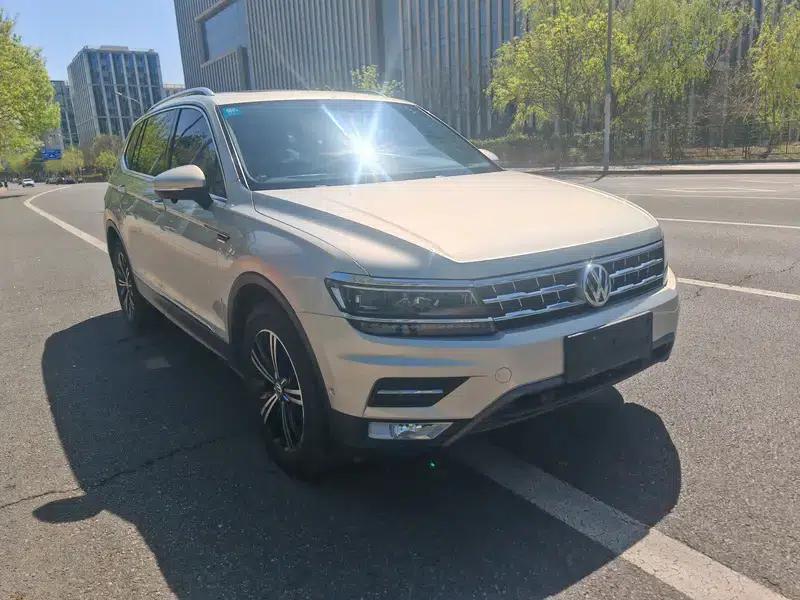 Tiguan L 2017 330TSI Automatic 2WD Flagship Edition — миниатюра 3