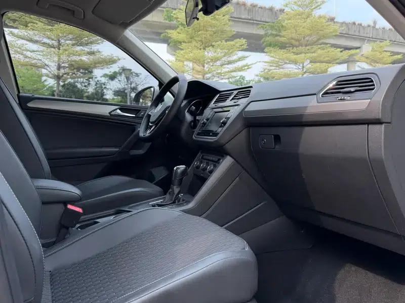 Tiguan L 2019 330TSI Automatic 2WD Fashion Edition (China VI Emission Standard) — миниатюра 11