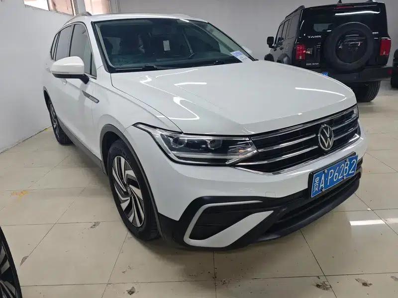 Tiguan L 2023 300TSI 2WD Smart Edition — миниатюра 3
