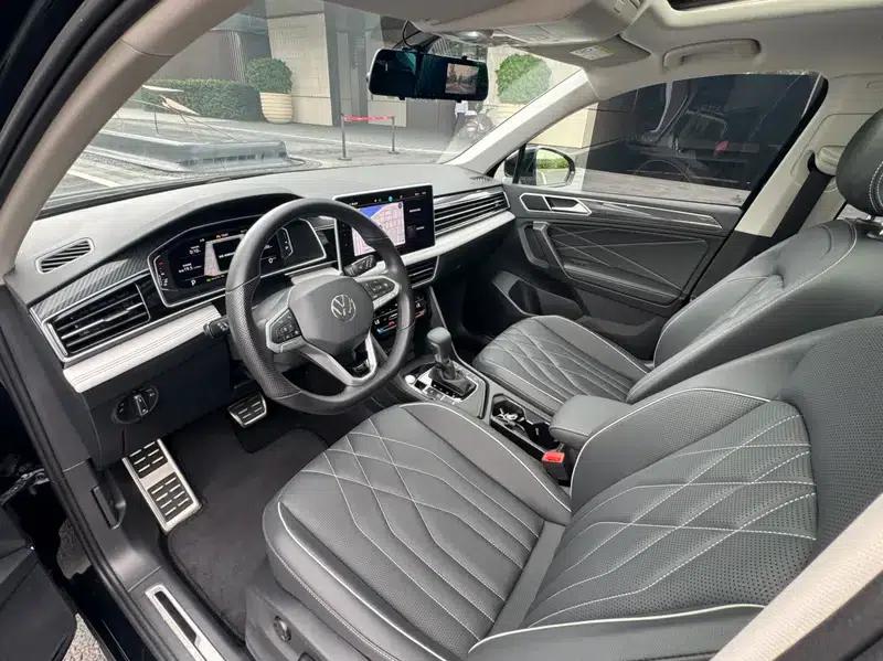 Tiguan L 2024 330TSI 2WD R-Line Premium Edition — миниатюра 25