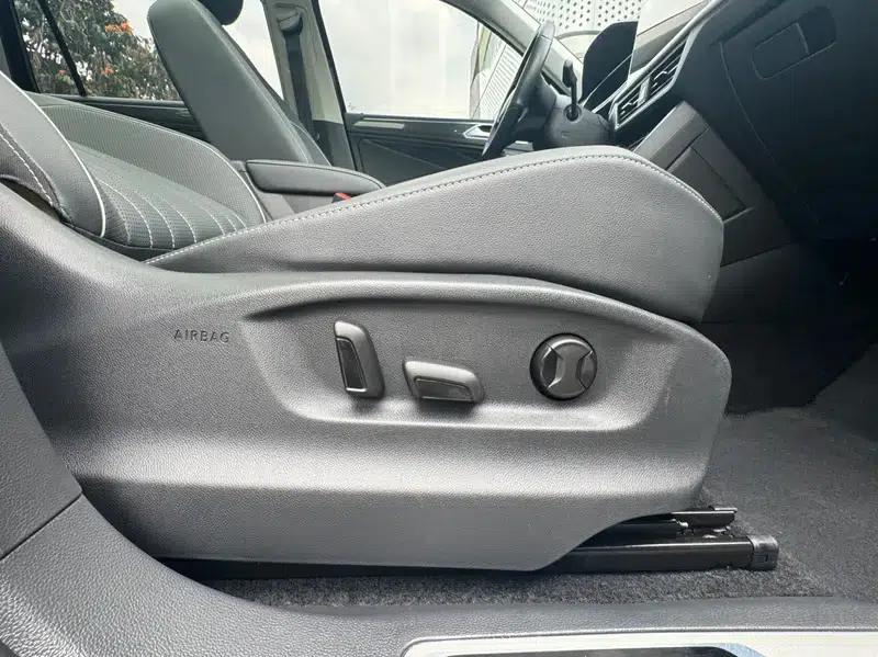 Tiguan L 2024 330TSI 2WD R-Line Premium Edition — миниатюра 28