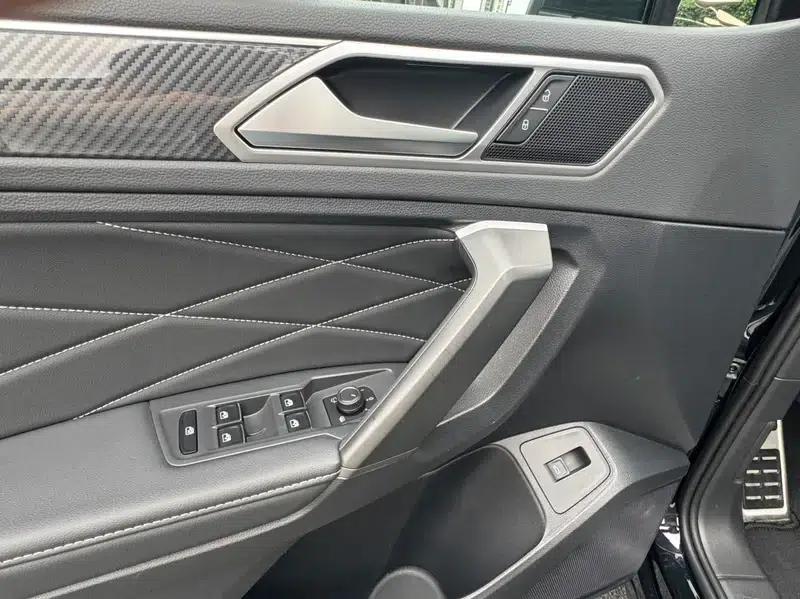 Tiguan L 2024 330TSI 2WD R-Line Premium Edition — миниатюра 30