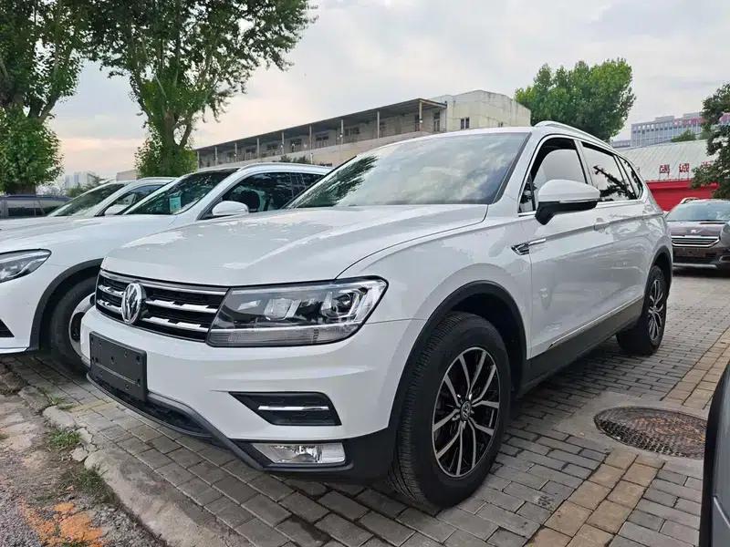 Tiguan L 2018 330TSI Automatic 2WD Luxury Edition — миниатюра 1