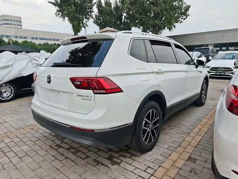Tiguan L 2018 330TSI Automatic 2WD Luxury Edition — миниатюра 6