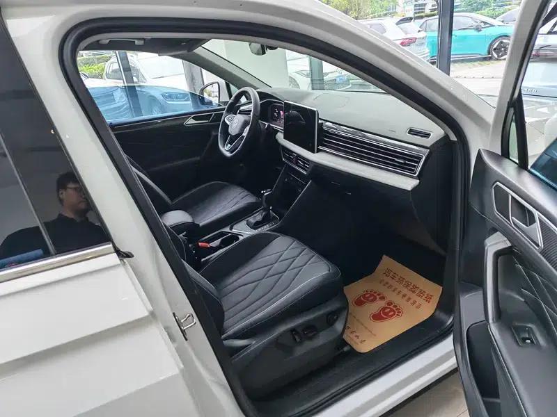 Tiguan L 2024 Outstanding Edition 330TSI 2WD R-Line Dragon Edition — миниатюра 6
