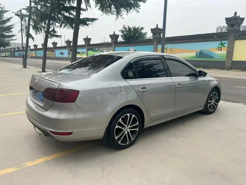 2014 Volkswagen Sagitar 1.4TSI Manual Deluxe Edition — миниатюра 5