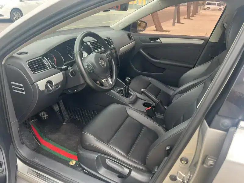 2014 Volkswagen Sagitar 1.4TSI Manual Deluxe Edition — миниатюра 8