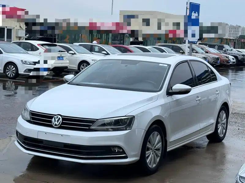 2015 Volkswagen Sagitar 1.6L Automatic Comfort Model — миниатюра 1