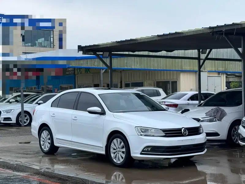 2015 Volkswagen Sagitar 1.6L Automatic Comfort Model — миниатюра 3