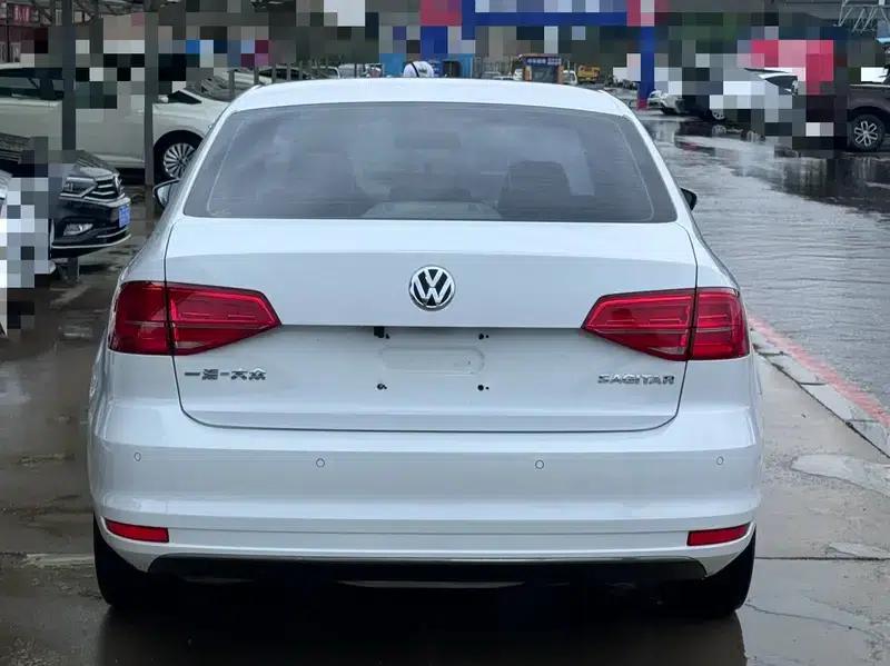 2015 Volkswagen Sagitar 1.6L Automatic Comfort Model — миниатюра 5
