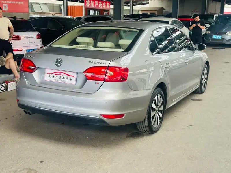 2012 Volkswagen Sagitar 1.8TSI Automatic Flagship Edition — миниатюра 6