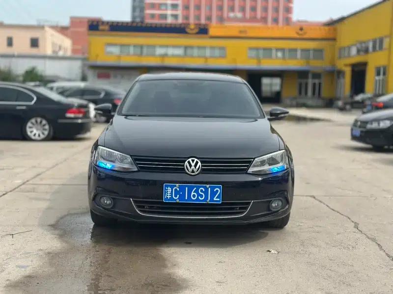 2012 Volkswagen Sagitar 1.8TSI Automatic Flagship Edition — миниатюра 2