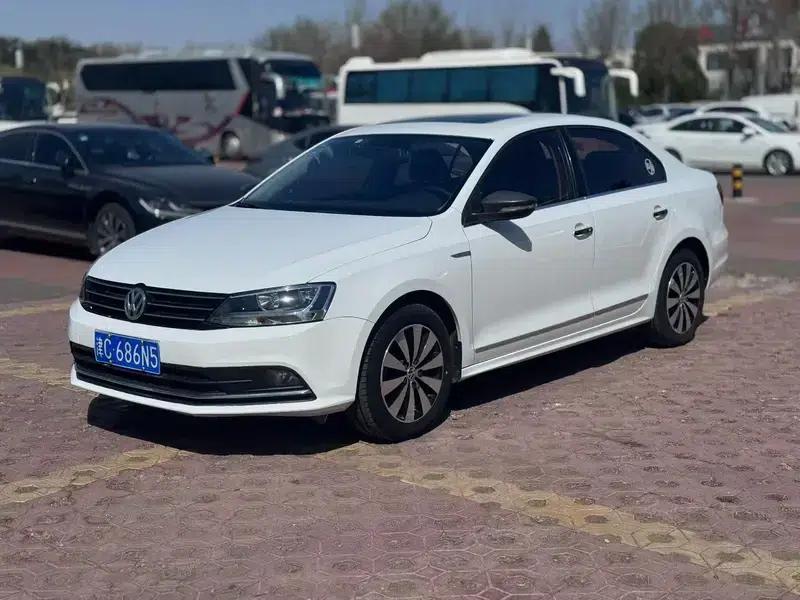2015 Volkswagen Sagitar 230TSI Automatic Comfort Model — миниатюра 1
