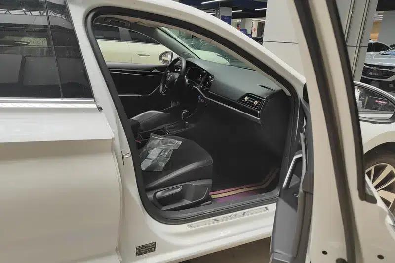 2022 Volkswagen Sagitar 280TSI DSG Excellence Edition — миниатюра 7