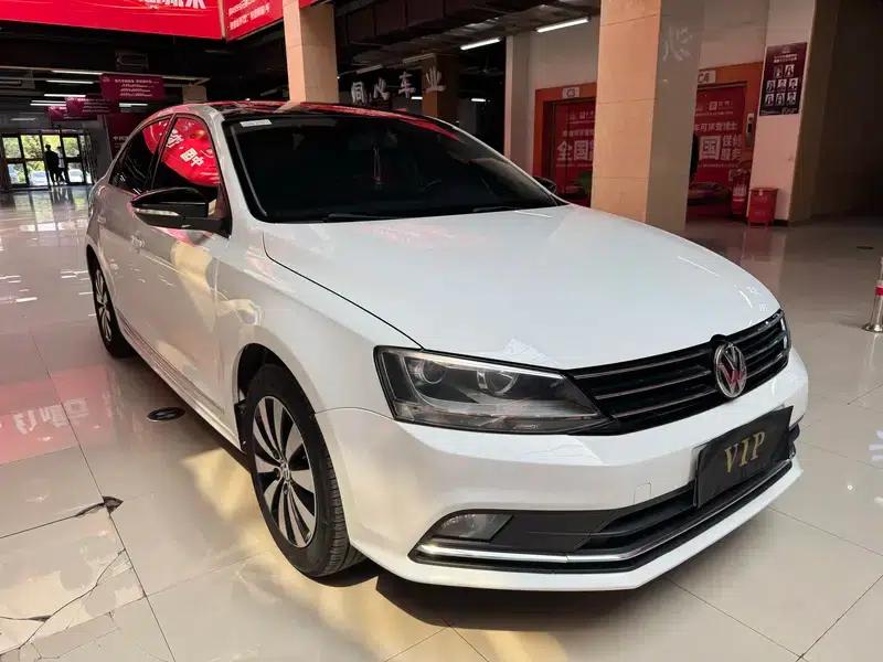 2015 Volkswagen Sagitar 1.6L Automatic Comfort Model — миниатюра 3