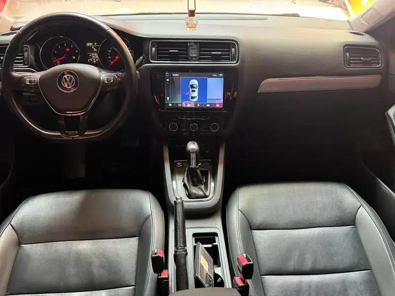 2015 Volkswagen Sagitar 1.6L Automatic Comfort Model — миниатюра 7