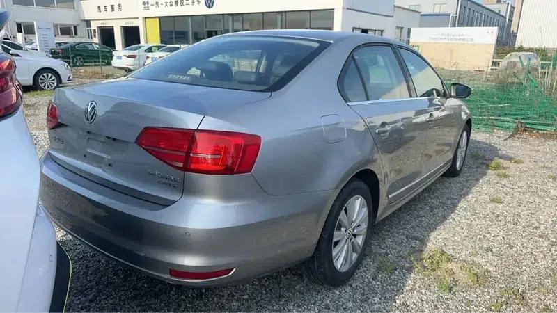 2015 Volkswagen Sagitar 230TSI Automatic Comfort Model — миниатюра 4