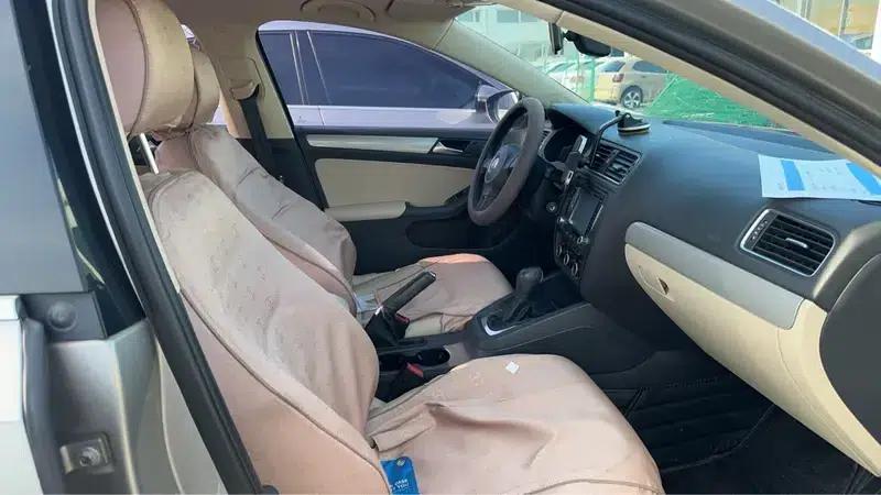 2012 Volkswagen Sagitar 1.6L Automatic Comfort Model — миниатюра 9