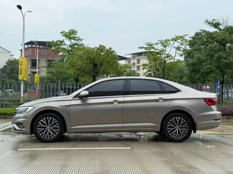 2021 Volkswagen Sagitar 280TSI DSG Comfort Smart Edition — миниатюра 3