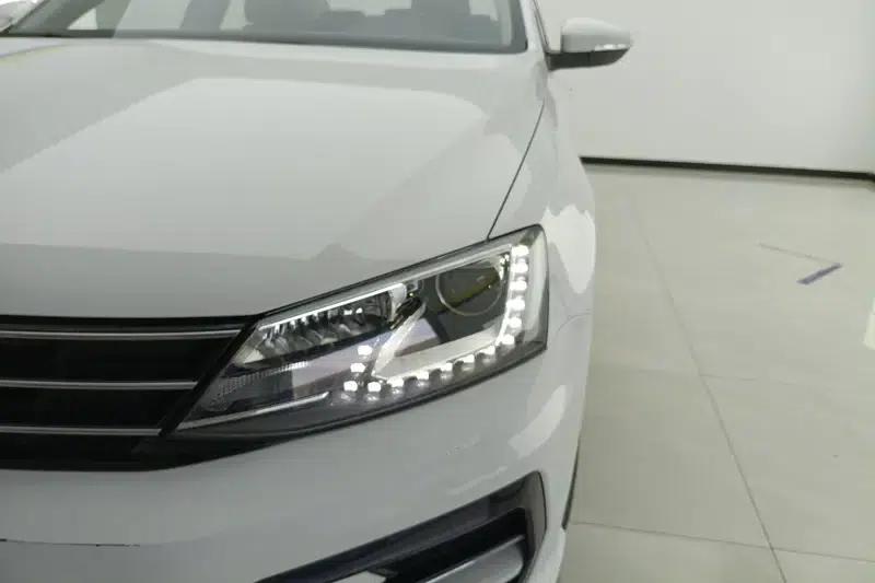 2018 Volkswagen Sagitar 280TSI DSG Dynamic Edition — миниатюра 5
