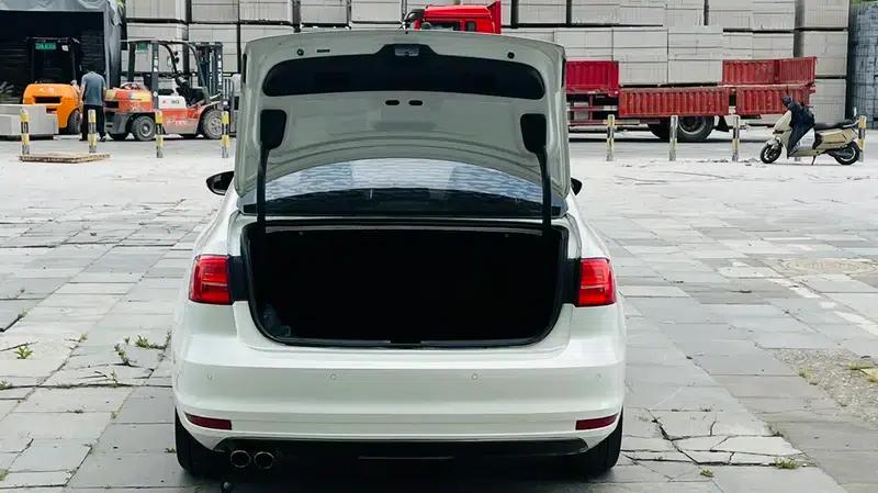 2015 Volkswagen Sagitar 280TSI Automatic Flagship Edition — миниатюра 14
