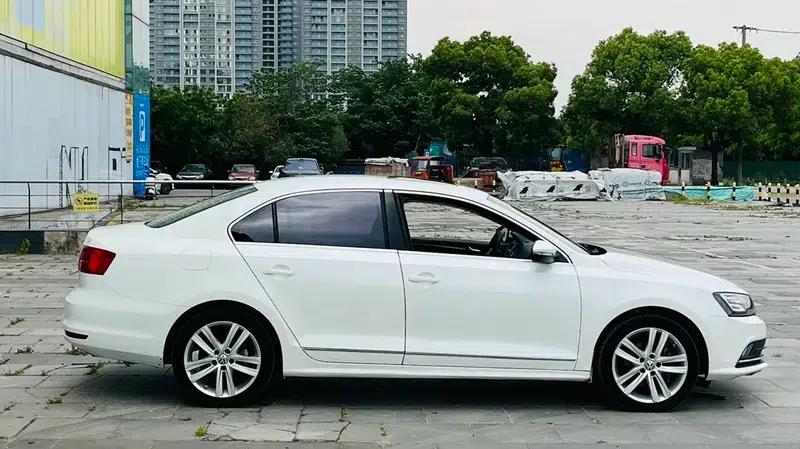 2015 Volkswagen Sagitar 280TSI Automatic Flagship Edition — миниатюра 7