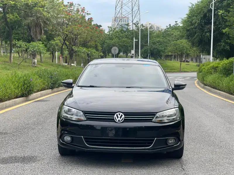 2012 Volkswagen Sagitar 1.4TSI Automatic Luxury — миниатюра 2
