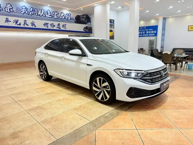 2024 Volkswagen Sagitar 300TSI DSG Super Edition — миниатюра 3