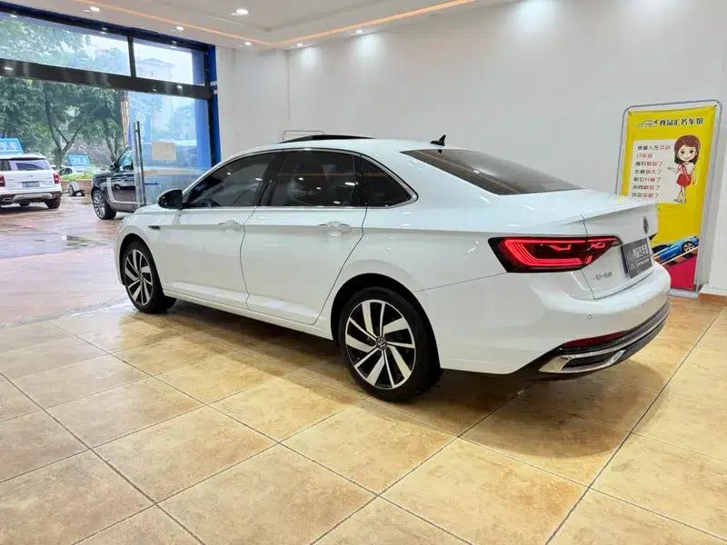 2024 Volkswagen Sagitar 300TSI DSG Super Edition — миниатюра 4