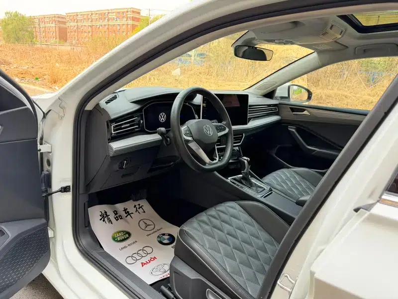 2023 Volkswagen Sagitar 200TSI DSG Flying Edition — миниатюра 8