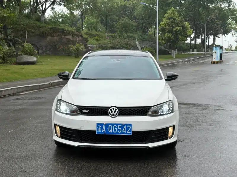 2014 Volkswagen Sagitar Facelift 1.4TSI Automatic Luxury — миниатюра 2